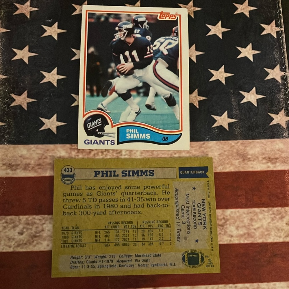 Phil Simms Football Card Topps 1982. NY GIANTS. NFL